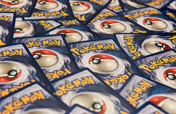 Cartes Pokémon TCG : le moment parfait pour compléter ta collection avec ShinyBall ShinyBall