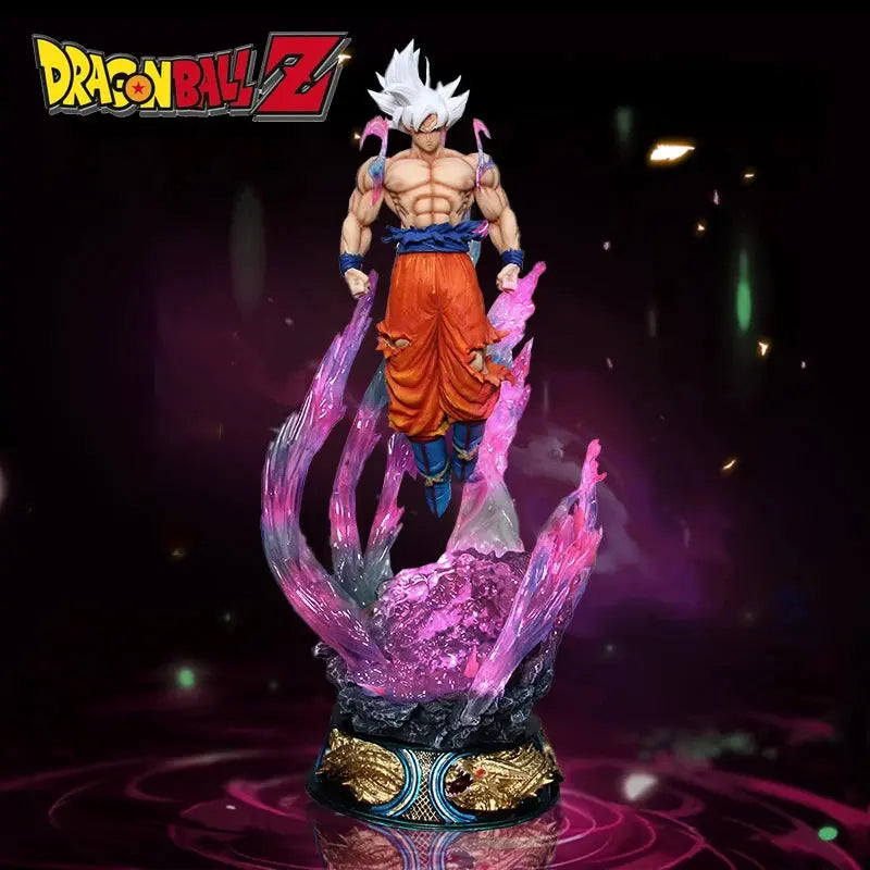 Figurine Son Goku Ultra Instinct 25cm LED - Dragon Ball Super PVC Bandai